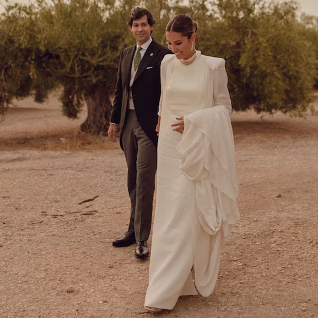 La gargantilla 'vintage' con la que esta novia cordobesa culminó su vestido y otros detalles de su look nupcial