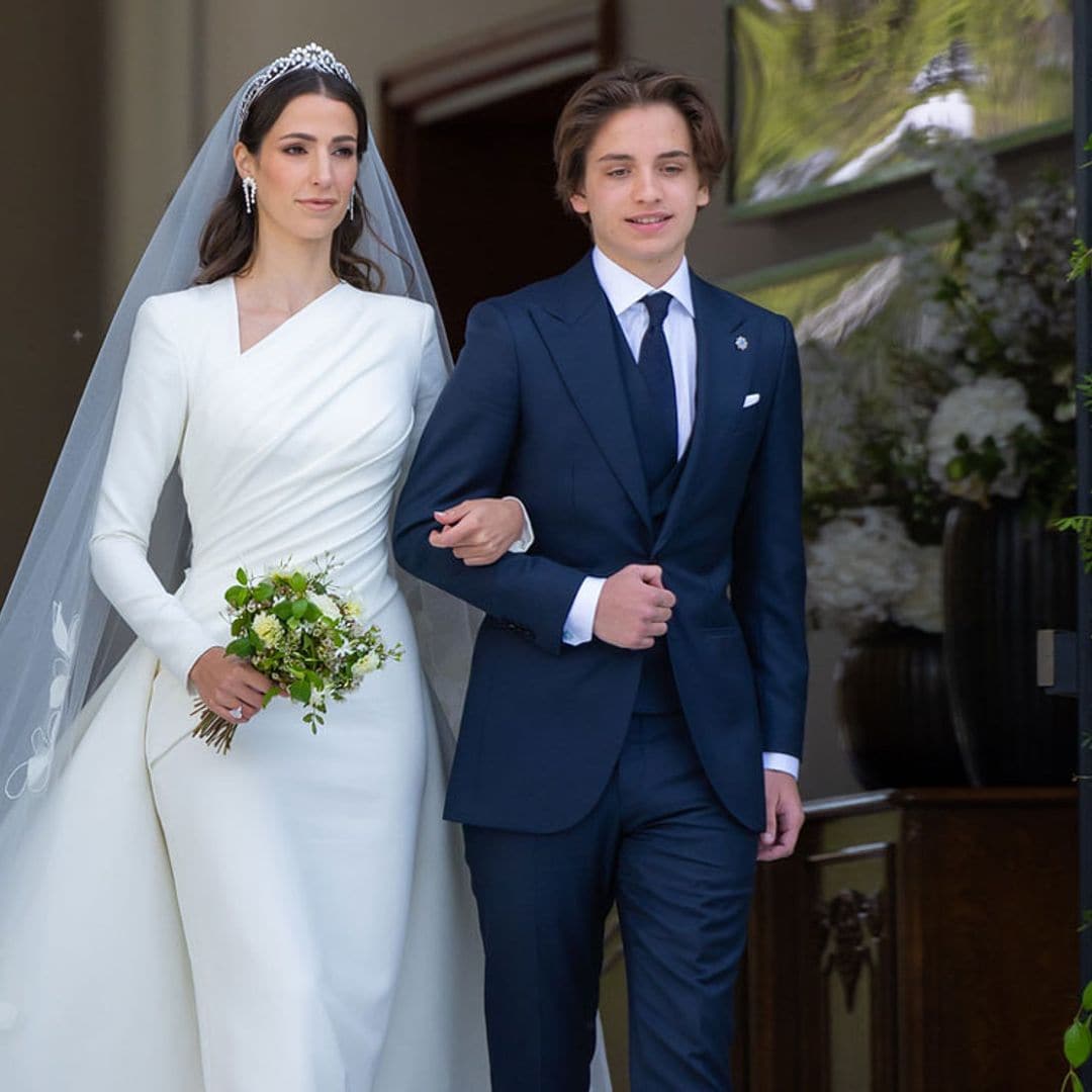 Así era el espectacular vestido de novia de Rajwa Alseif con drapeados estratégicos y zapatos planos