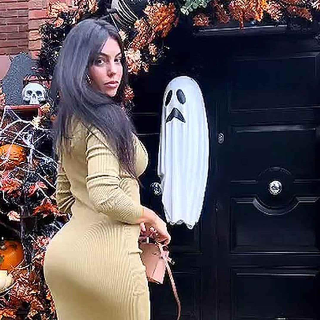 No te pierdas la espectacular decoración que Georgina ha instalado para Halloween en su mansión de Manchester