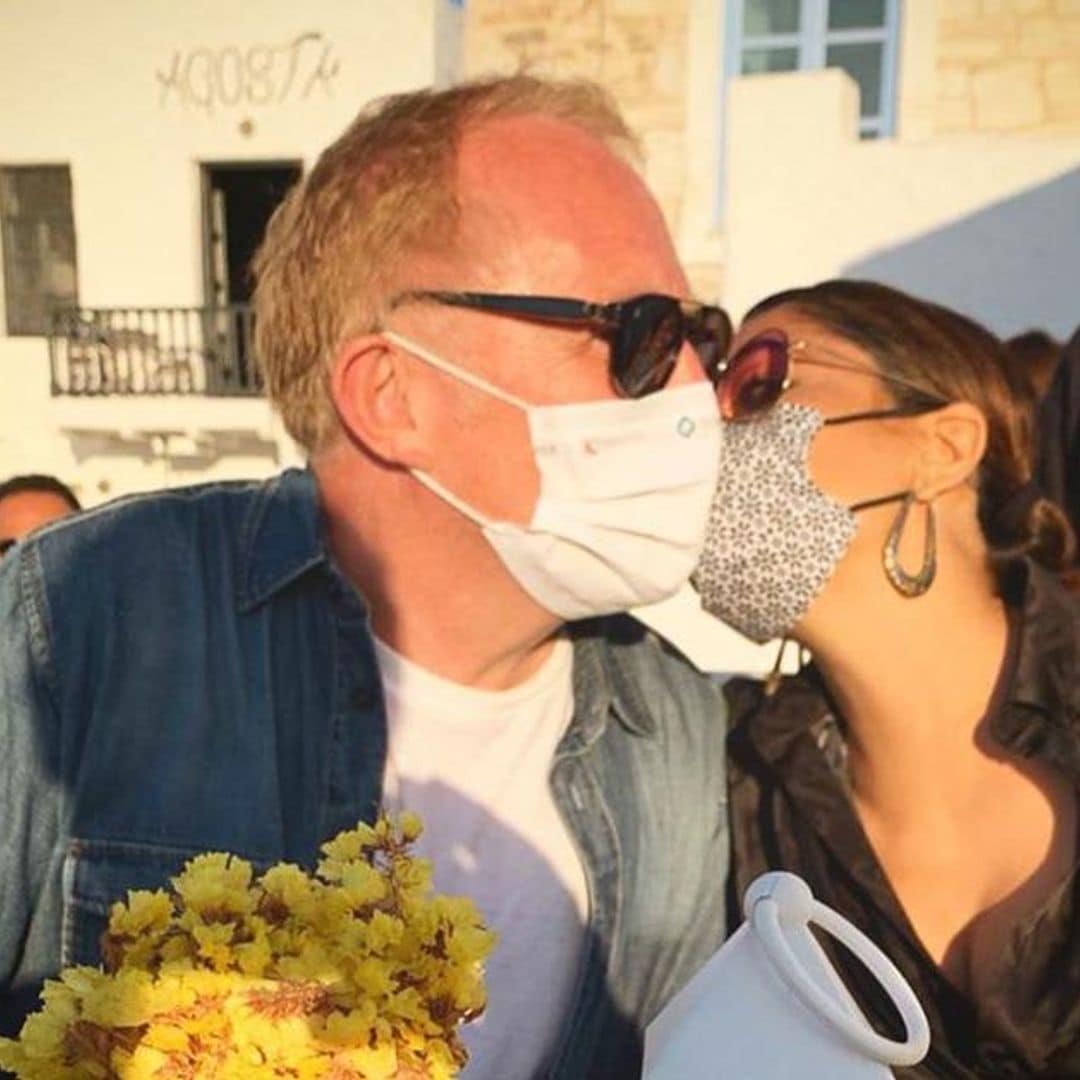 Salma Hayek, su esposo y la foto más romántica de ‘amor en tiempos de Coronavirus’