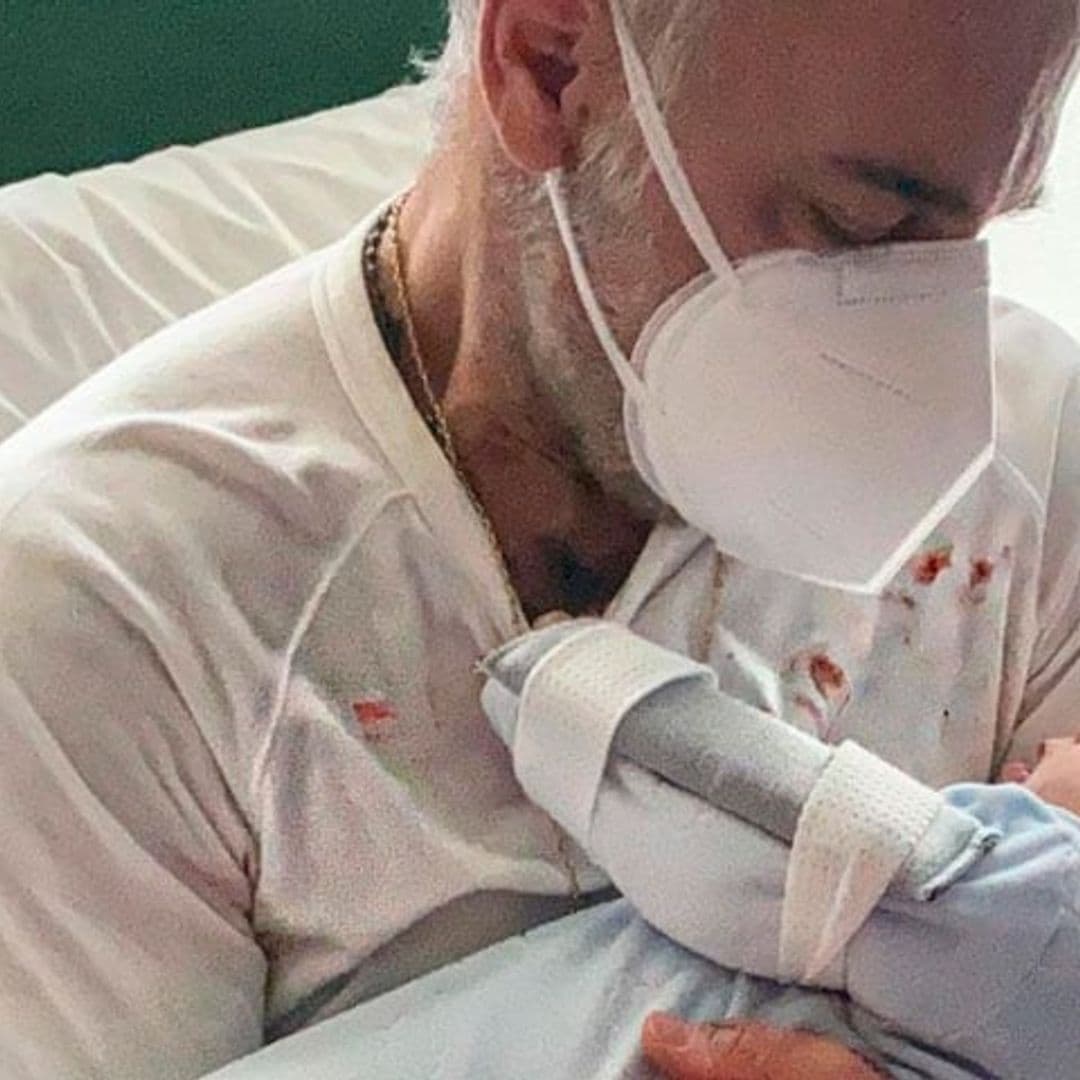 Gianluca Vacchi anuncia que su bebé ya fue operada del paladar hendido, se recupera en casa