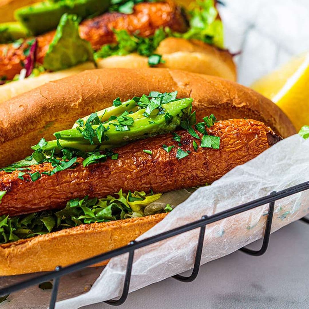 'Hot dog' vegano con aguacate