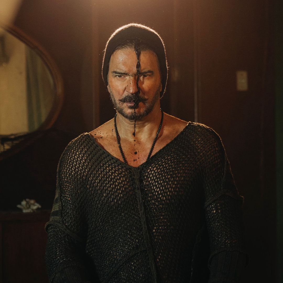 Ricardo Arjona emociona a sus fans con el próximo estreno de su álbum, SECO