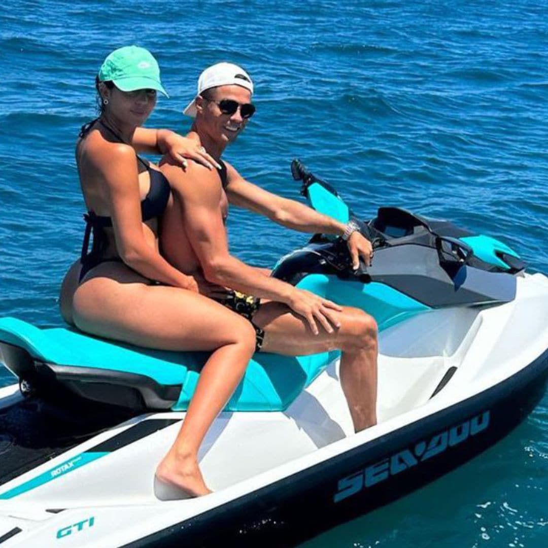 Las imágenes virales de Georgina Rodríguez y Cristiano Ronaldo presumiendo de cuerpazo en moto de agua