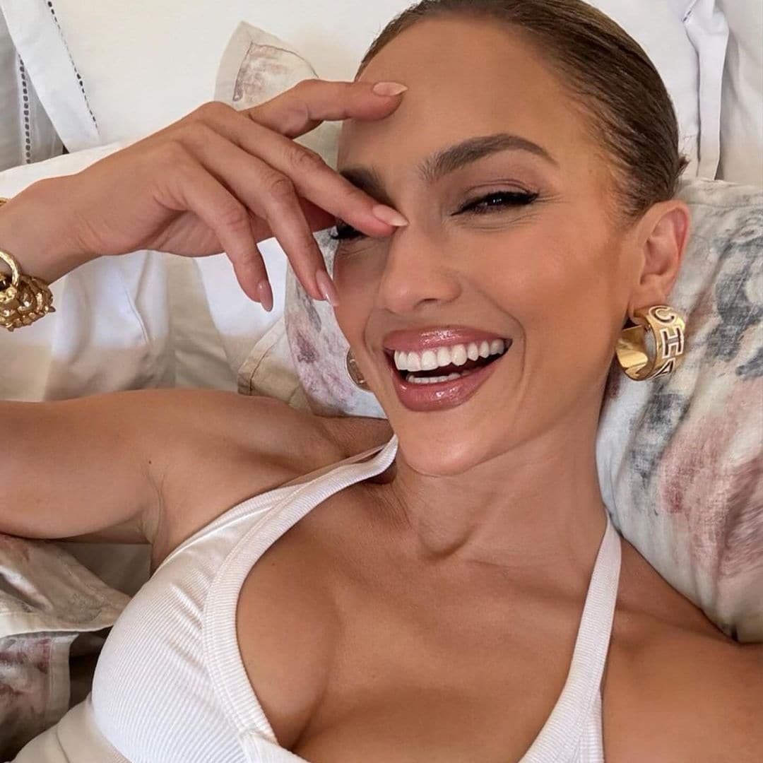 Estos son los secretos antiedad de Jennifer Lopez para lucir radiante a sus 55 años