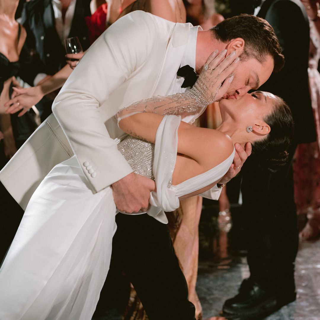 Al detalle, los ¡siete! looks de novia de Amy Jackson en su boda con Ed Westwick