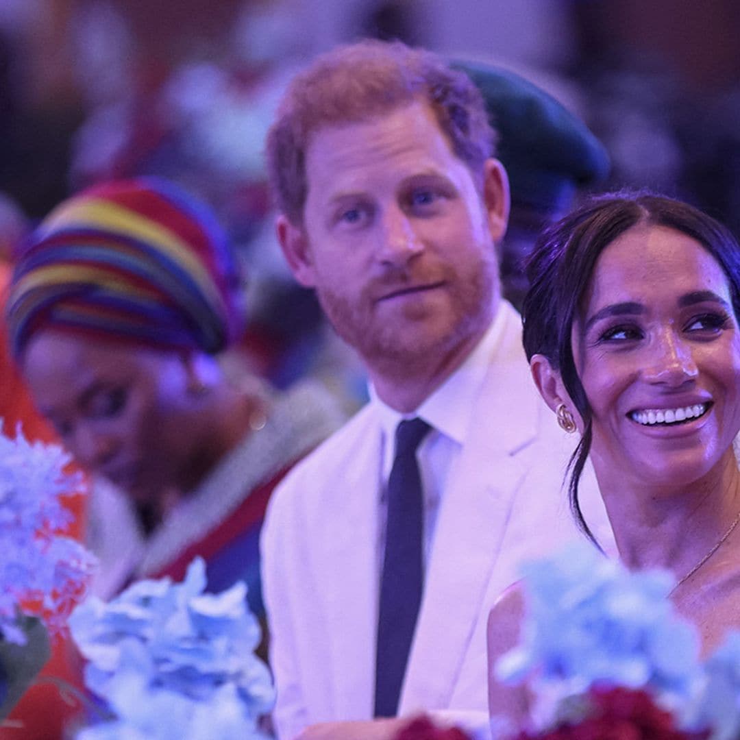 La emoción de Meghan Markle en su segundo día por Nigeria, un país que se vuelca con ella tras conocer sus raíces africanas