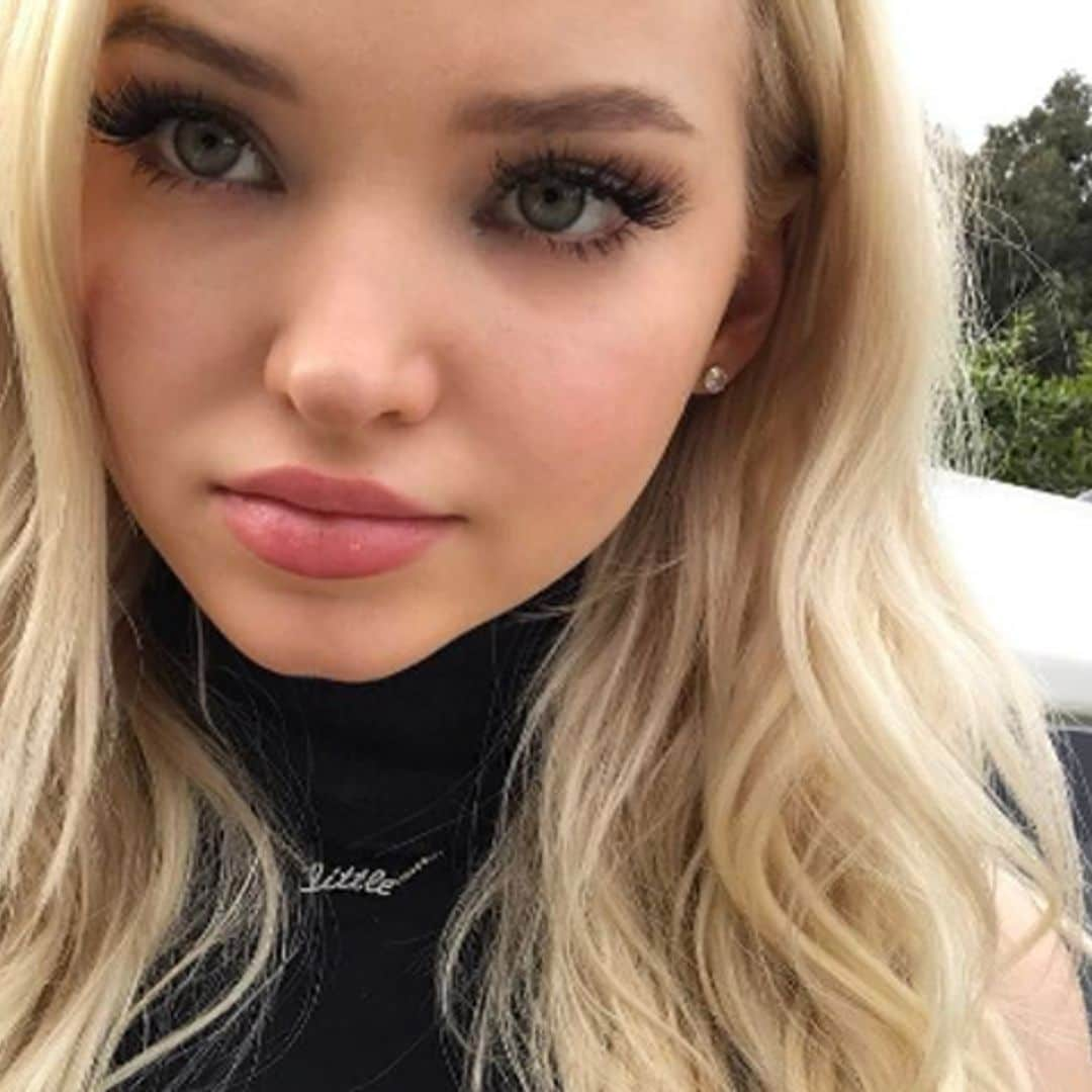 El truco de Dove Cameron para lucir unas pestañas  'de cine'