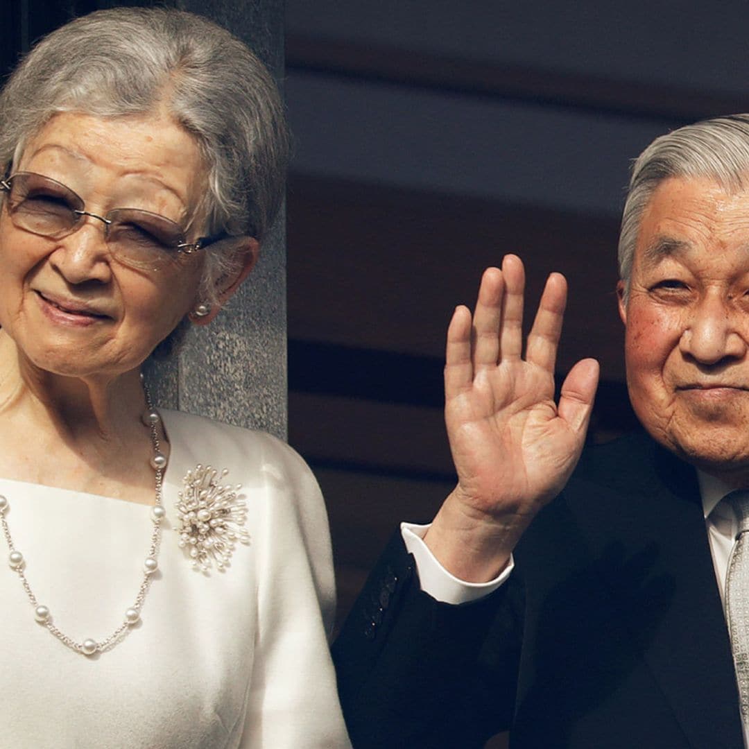 El estado de salud de Akihito de Japón en observación tras un desmayo