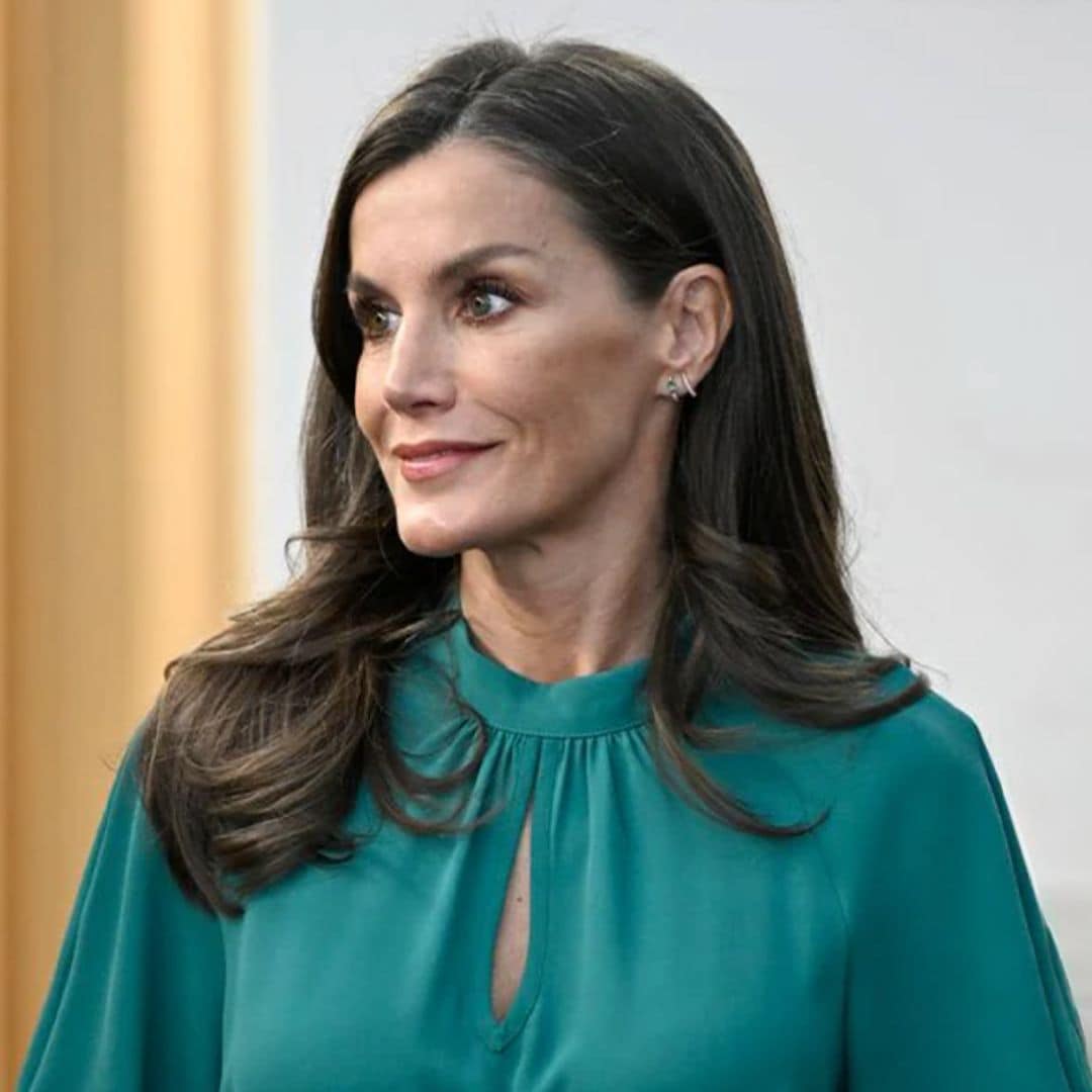 Trucos fáciles para hacerte en casa las ondas de fiesta favoritas de la reina Letizia