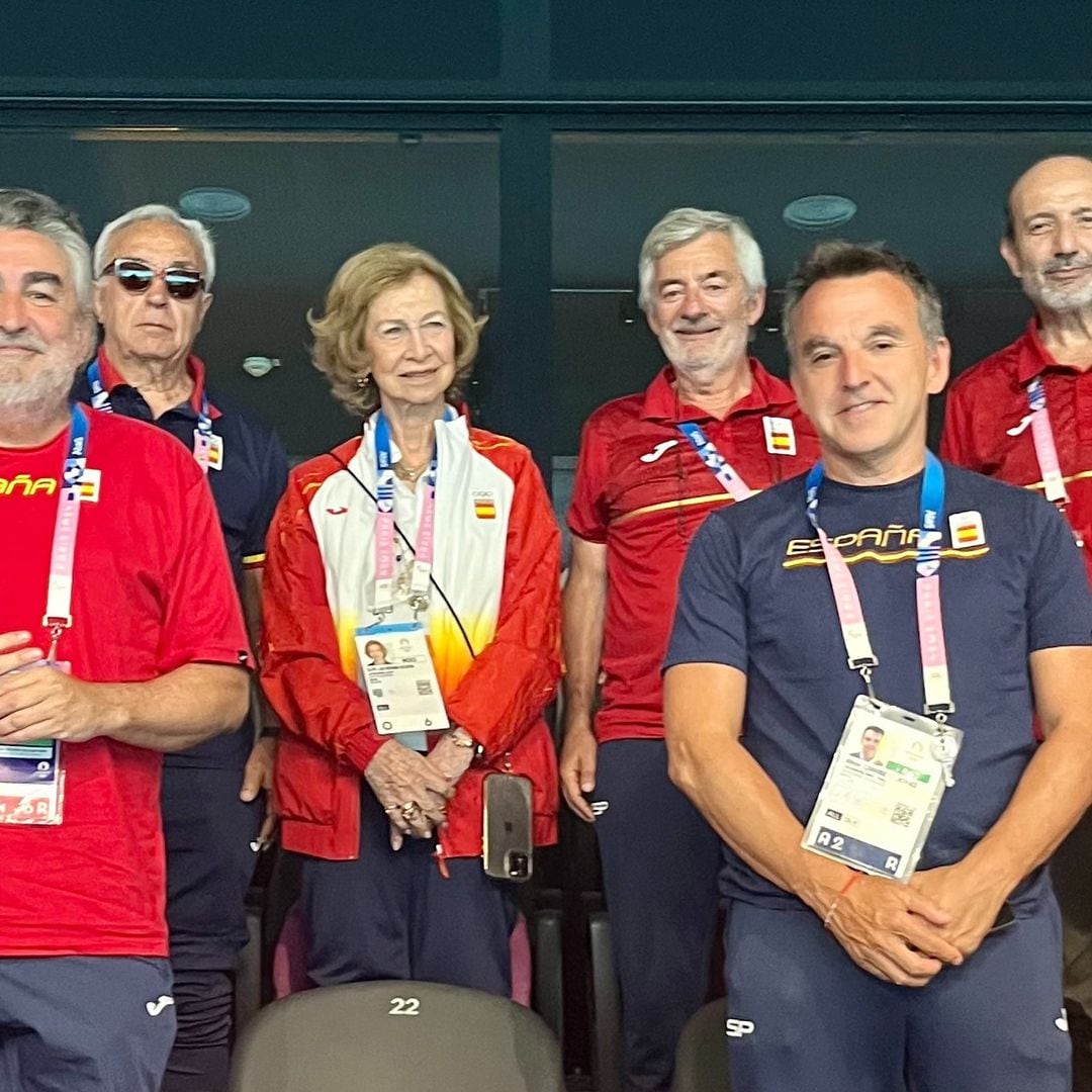 La reina Sofía, testigo de excepción del espectacular oro olímpico de la selección femenina de waterpolo