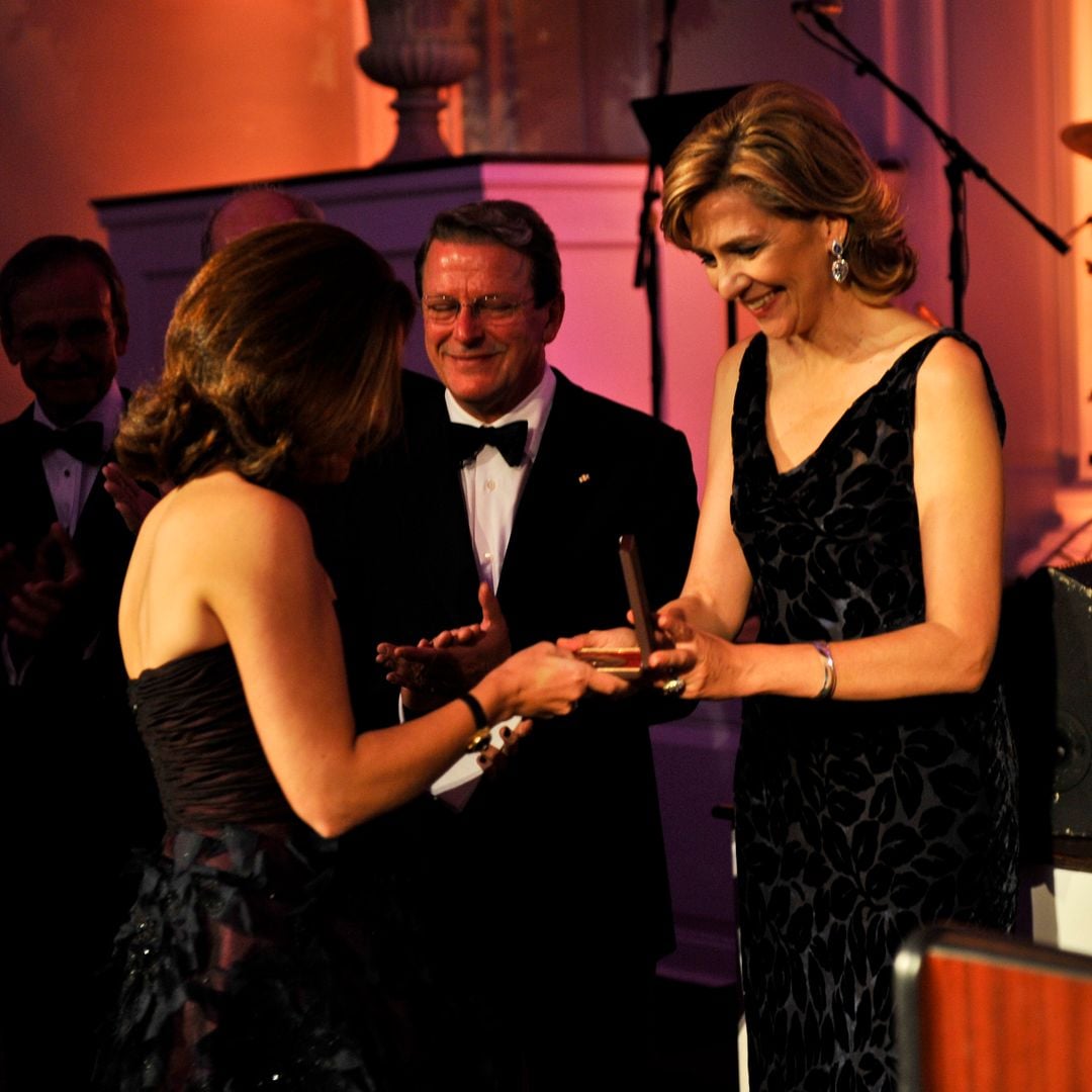 NEW YORK CITY, NY - OCTOBER 5: Mercedes Sanchez-Junco and HRH the Infanta Cristina of Spain attend Annual Gala of THE HISPANIC SOCIETY OF AMERICA at 583 Park Avenue on October 5, 2010 in New York City. (Photo by RYAN MCCUNE/Patrick McMullan via Getty Images)