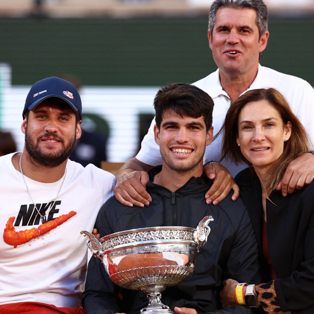 ¡Carlos Alcaraz conquista Roland Garros! Del emotivo abrazo con su familia a la felicitación de Casa Real