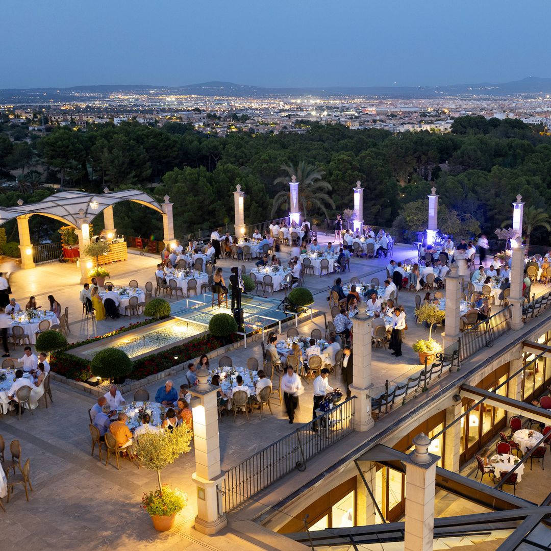 La Copa del Rey MAPFRE recupera la tradicional Cena de Armadores en el incomparable marco del Castillo Hotel Son Vida