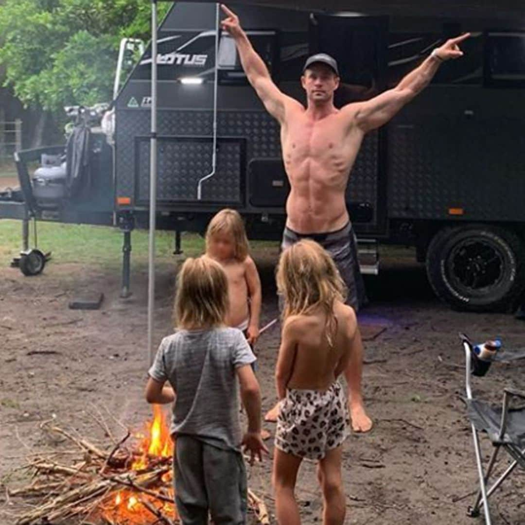 ¿Snorkel fuera del agua? Chris Hemsworth vuelve a demostrar que es un padre muy creativo