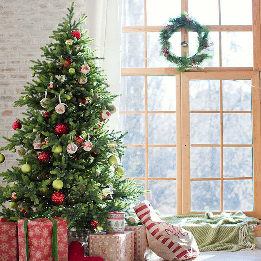 5 árboles de Navidad naturales que son perfectos para decorar tu casa