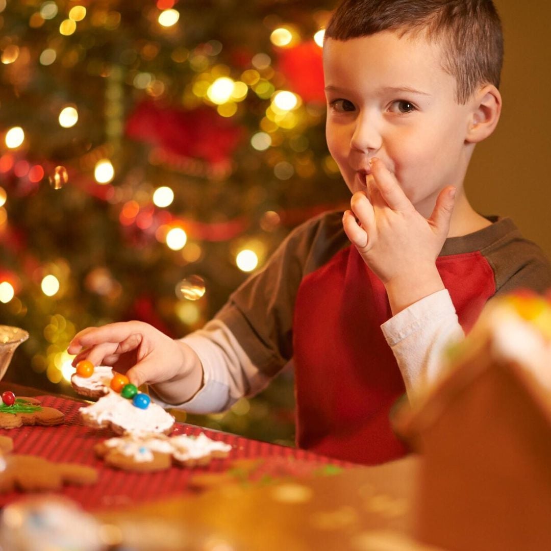 Polvorones, turrón y mazapán… ¿pueden los niños comer todo tipo de dulces estos días?