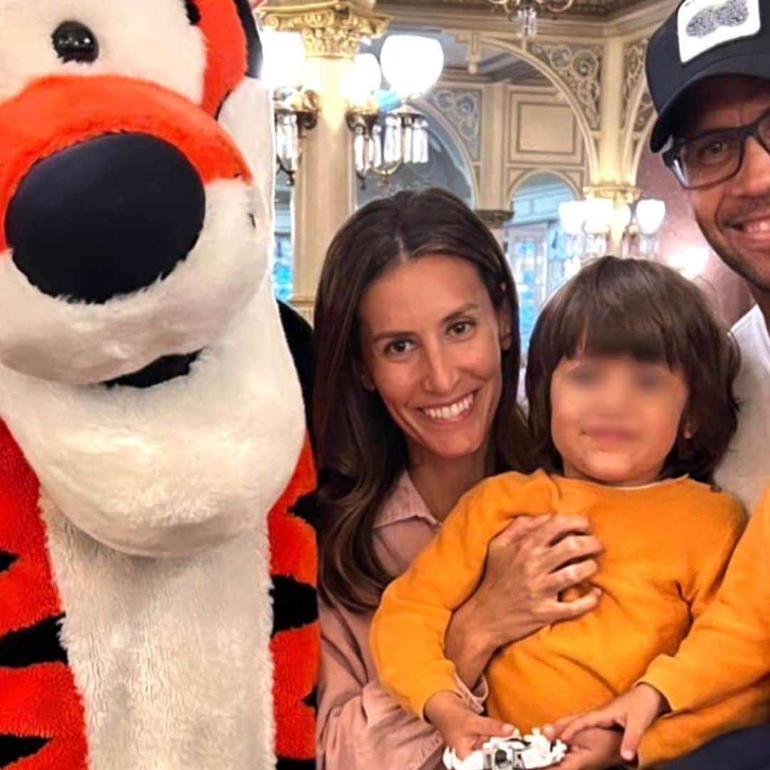 Las imágenes del viaje más mágico con el que Ana Boyer y Fernando Verdasco han sorprendido a sus hijos