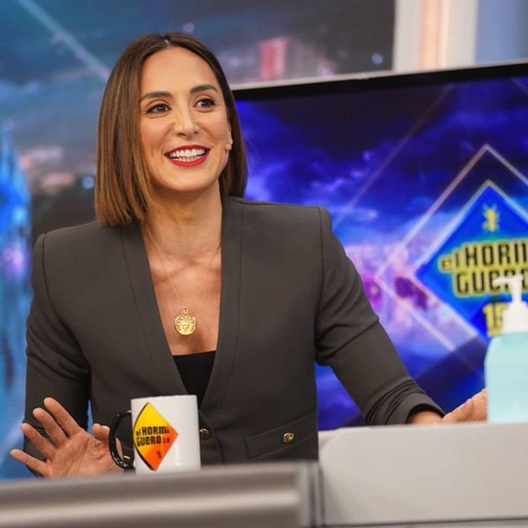 Copia el look de Tamara Falcó con estas blazers 'cropped' que también están de rebajas