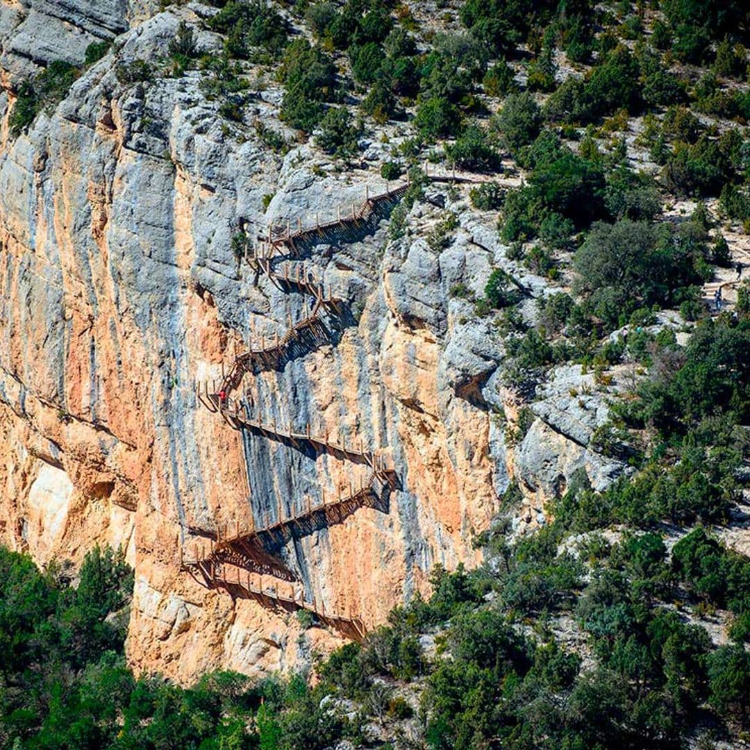 Pasarelas de Montfalcó, un desafío a la naturaleza en Huesca