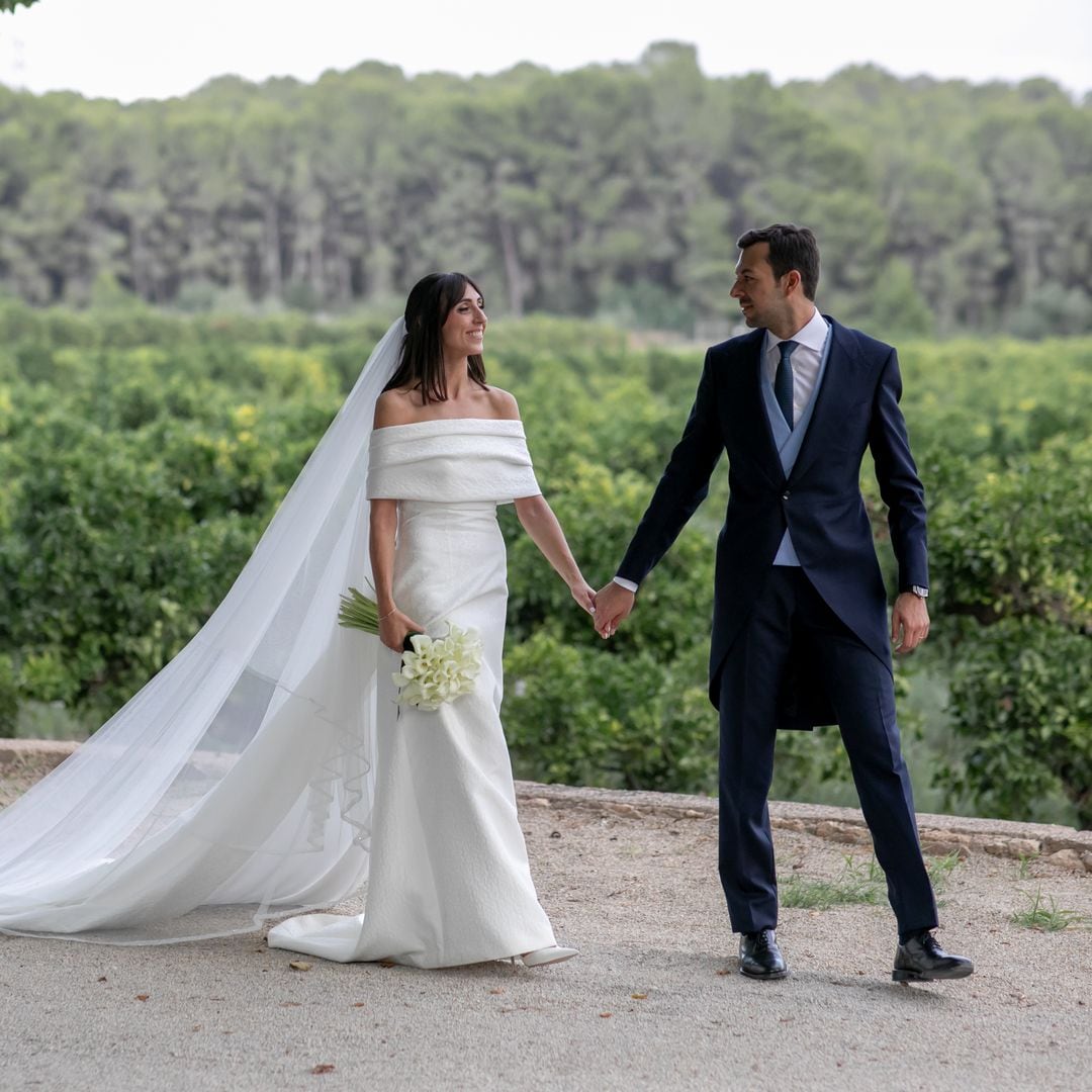 Sofía, la novia que se casó en Valencia con un vestido desmontable inspirado en Audrey Hepburn