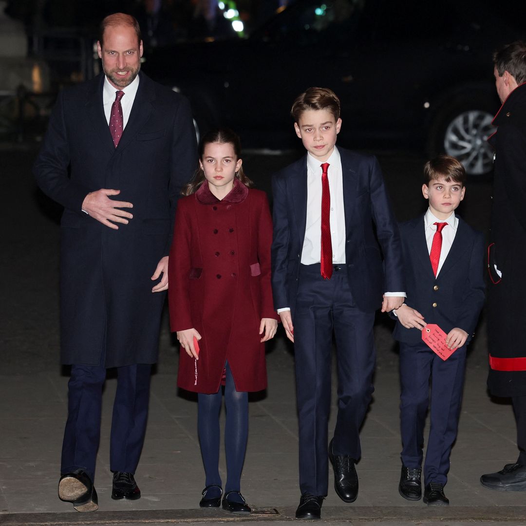 El príncipe Guillermo con sus hijos en el concierto de villancicos