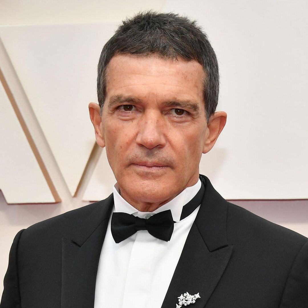 Antonio Banderas revela, en el día de su cumpleaños 60, que dio positivo a COVID-19