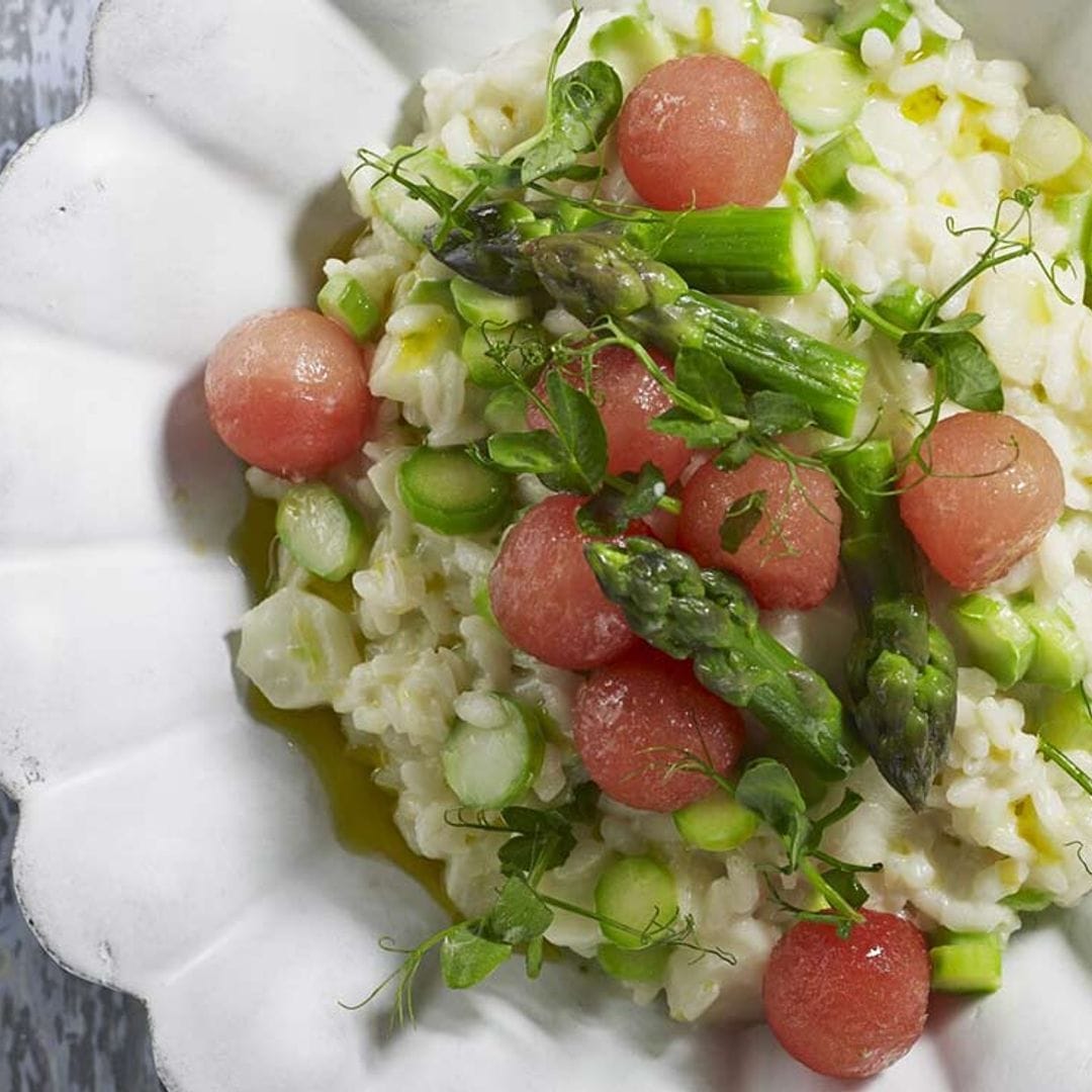 Ensalada de arroz tipo 'risotto' con sandía, melón y trigueros