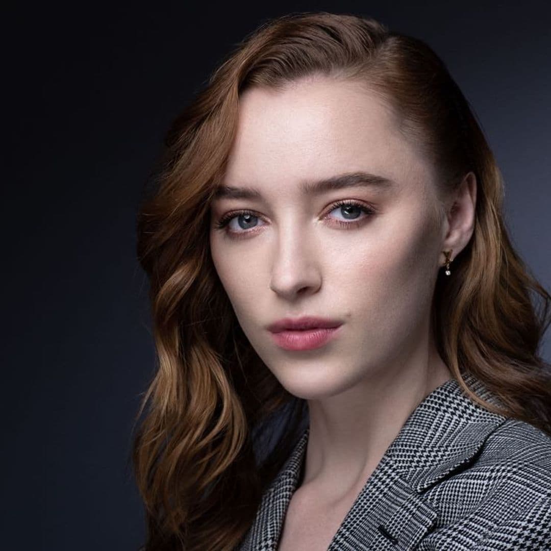 Phoebe Dynevor cuenta cómo le afecto el éxito mundial de 'Los Bridgerton'