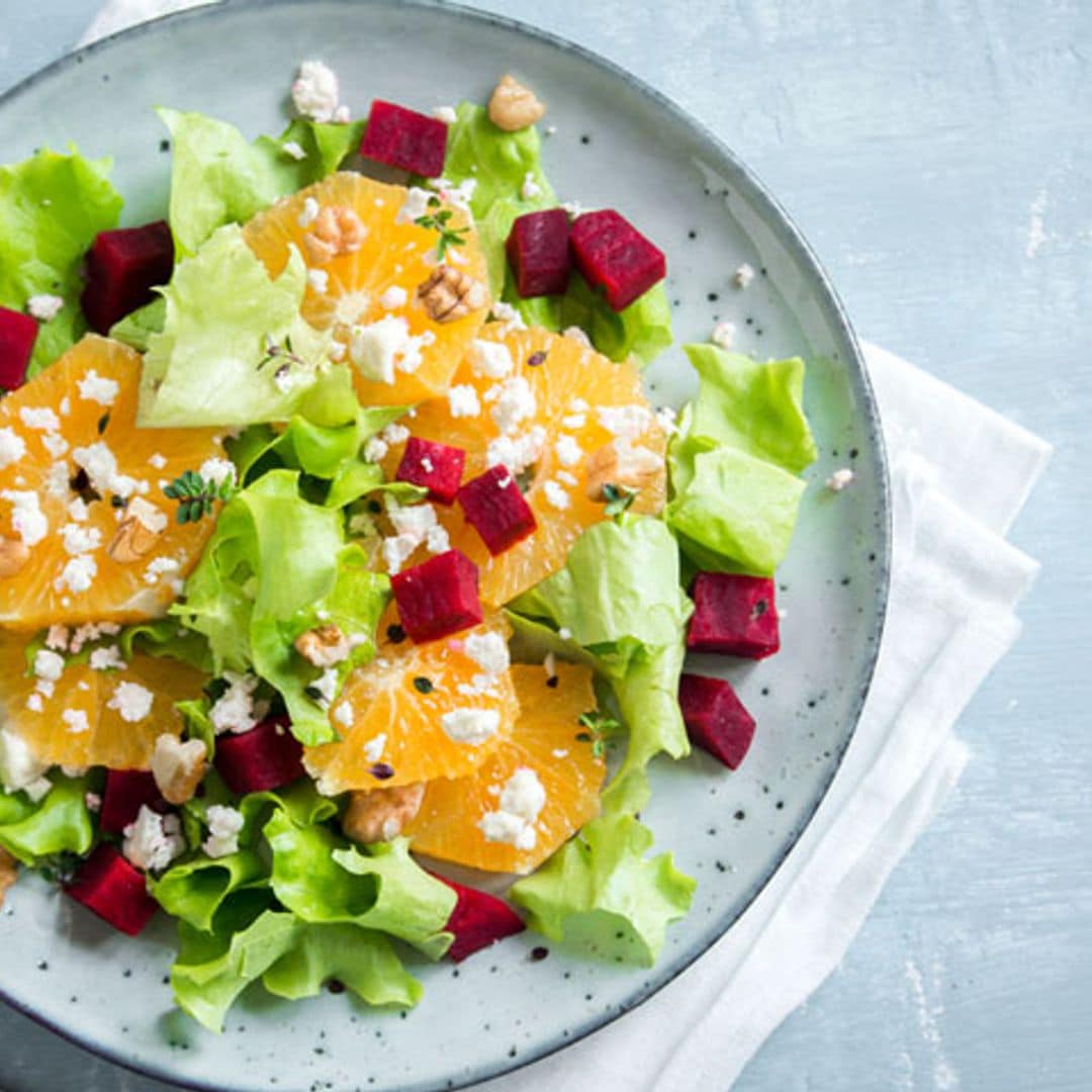 Ensalada de naranjas con nueces y requesón