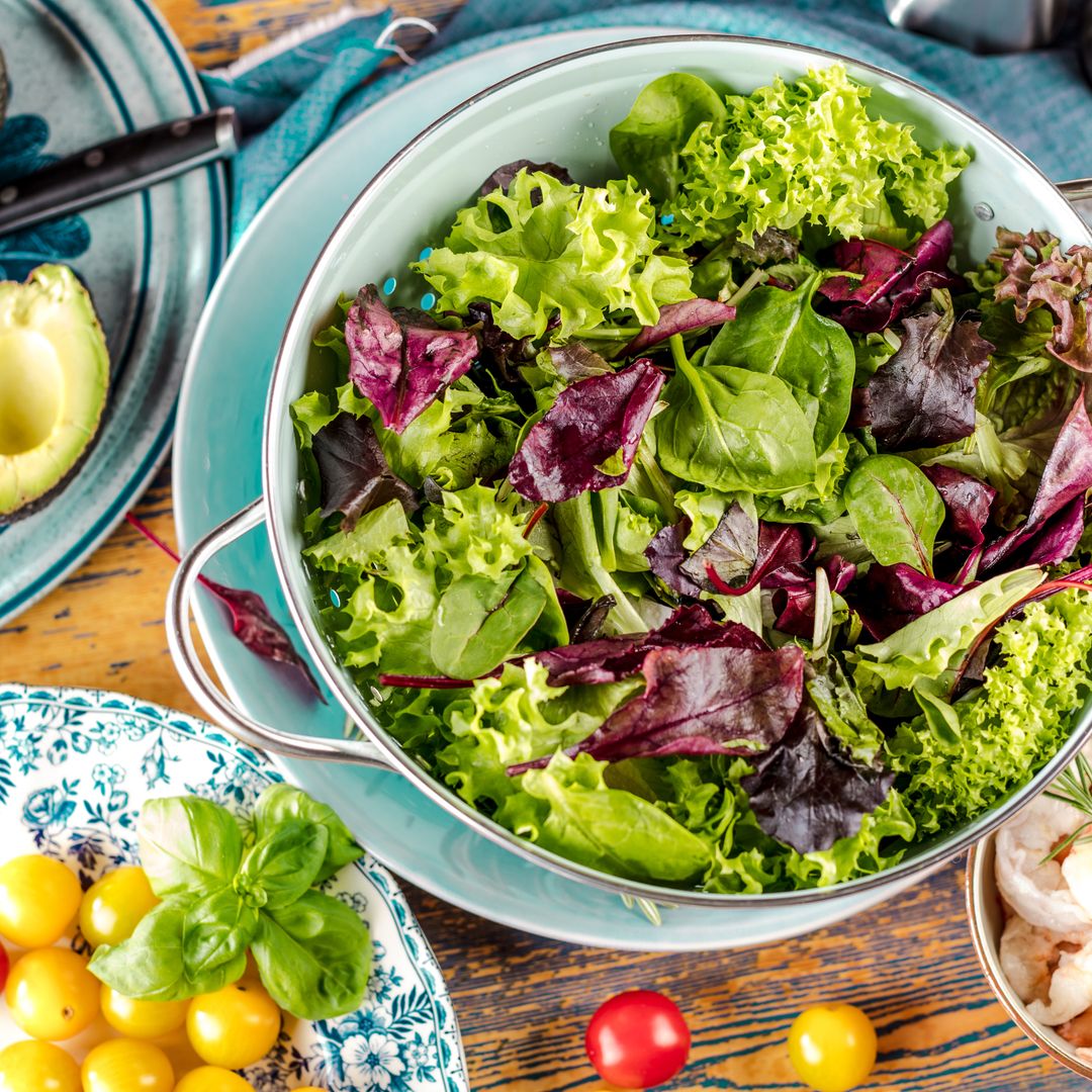 La lechuga en verano, frescura, beneficios y recetas fáciles y ricas