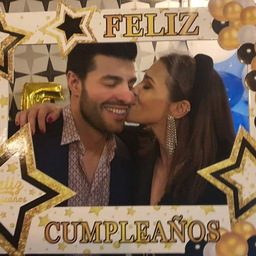 Karaoke, photocall y un unicornio, Paula Echevarría y Miguel Torres celebran el cumpleaños del futbolista