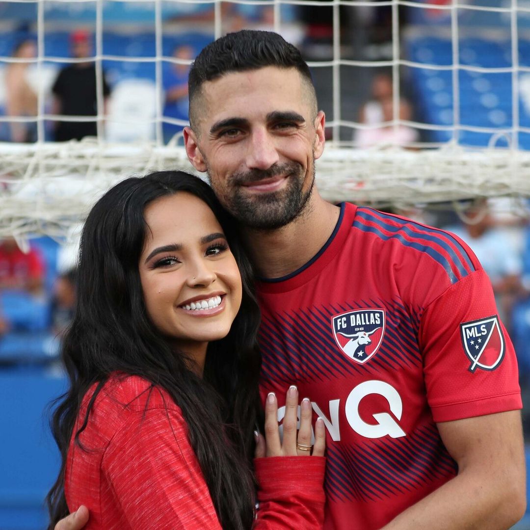 El mensaje de Sebastian Lletget a Becky G tras rumores de infidelidad: ‘Lo siento mucho’