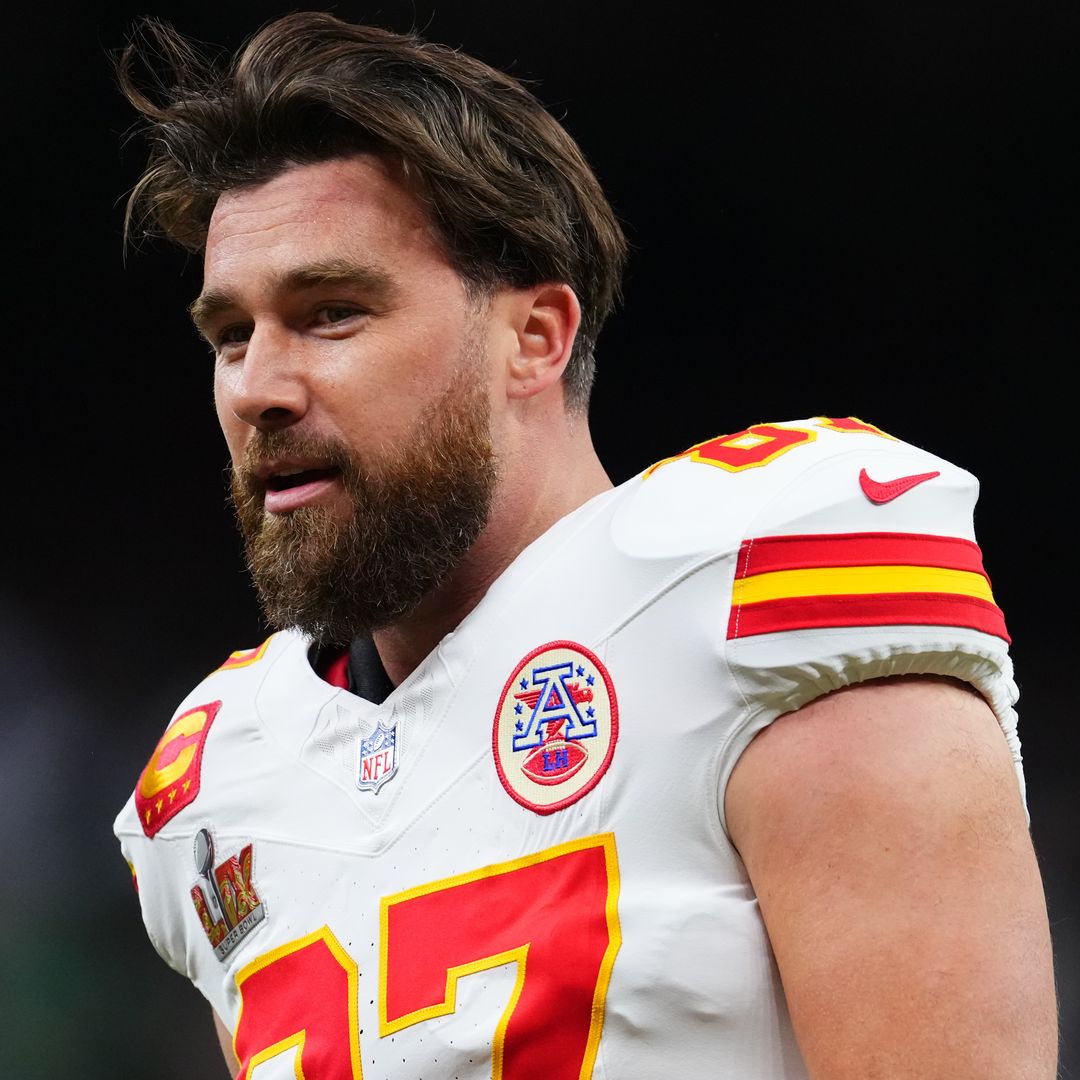 Travis Kelce se convierte en el jugador con más estilo a su llegada al Super Bowl