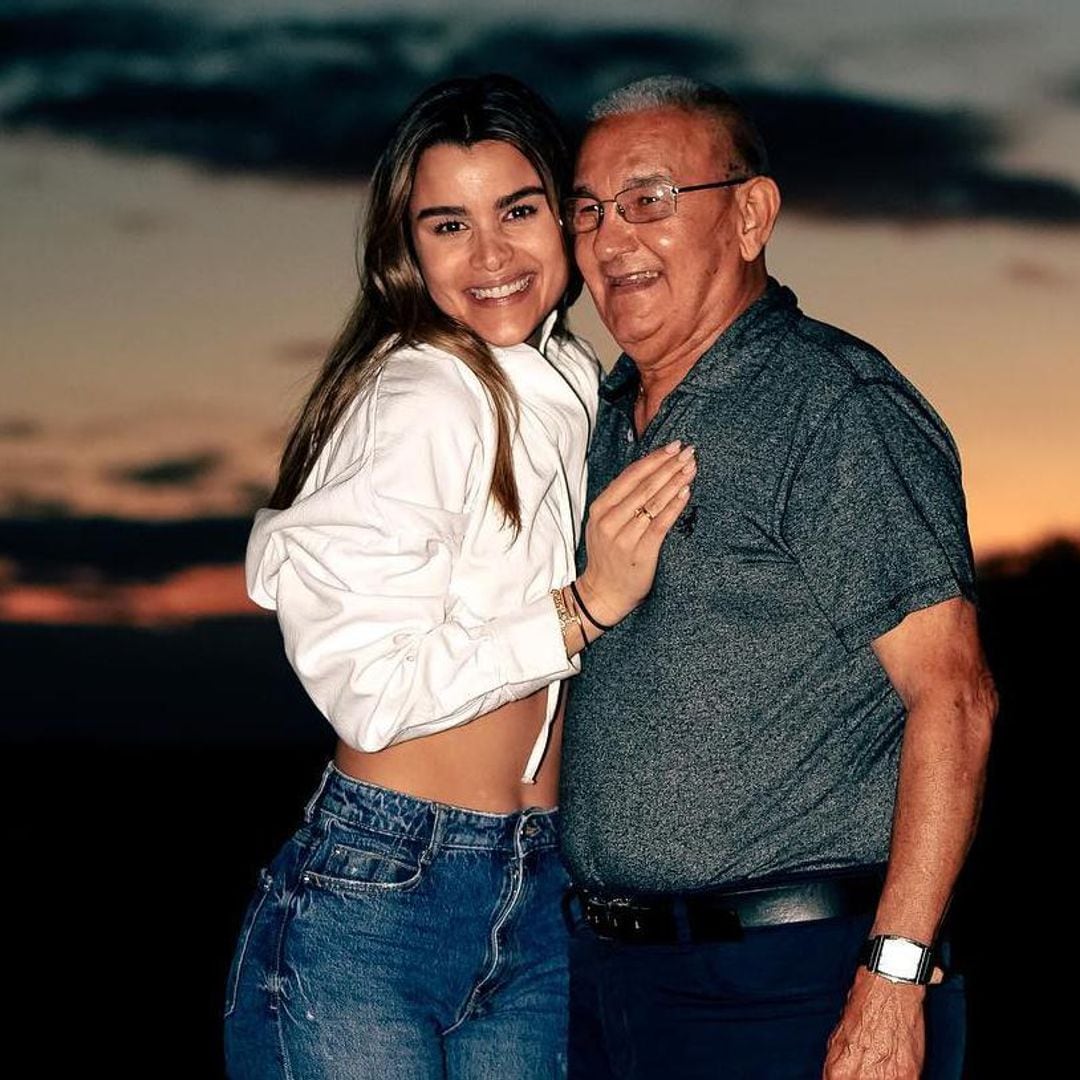 Clarissa Molina viaja a República Dominicana para sorprender a su papá en su cumpleaños