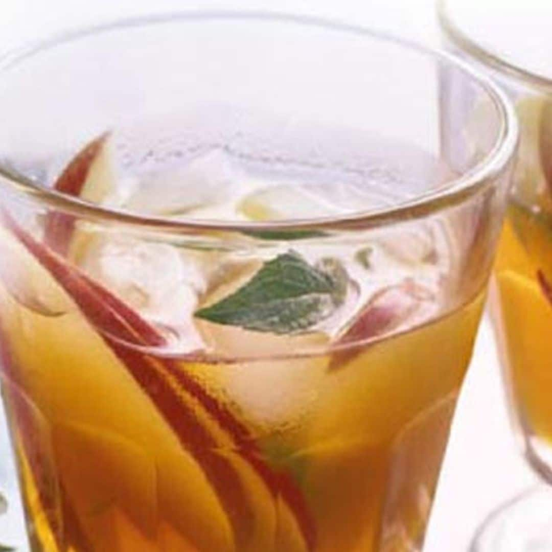 Té de manzana, canela y menta