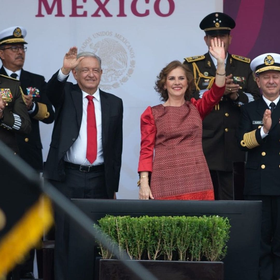 El significativo look de Beatriz Gutiérrez Müller para el desfile militar del 16 de septiembre