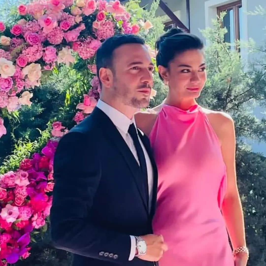 Los vestidos, la decoración... todos los detalles de la fiesta de pedida de mano de Demet Özdemir y Oğuzhan Koç