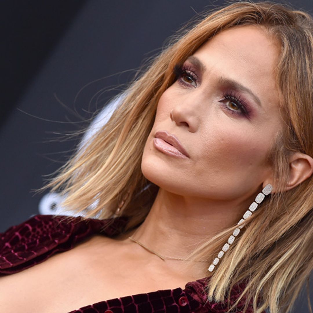 El vestido de fiesta que favorece a todas, según Jennifer Lopez y Martha Hunt