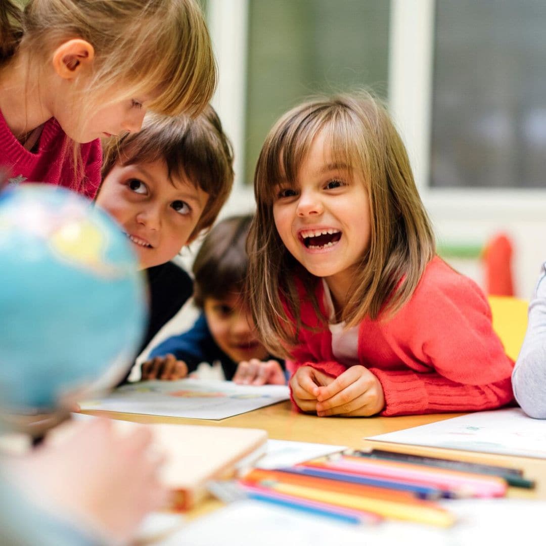 Alumnos con TDAH, ¿por qué es bueno no separarles de sus compañeros en clase?