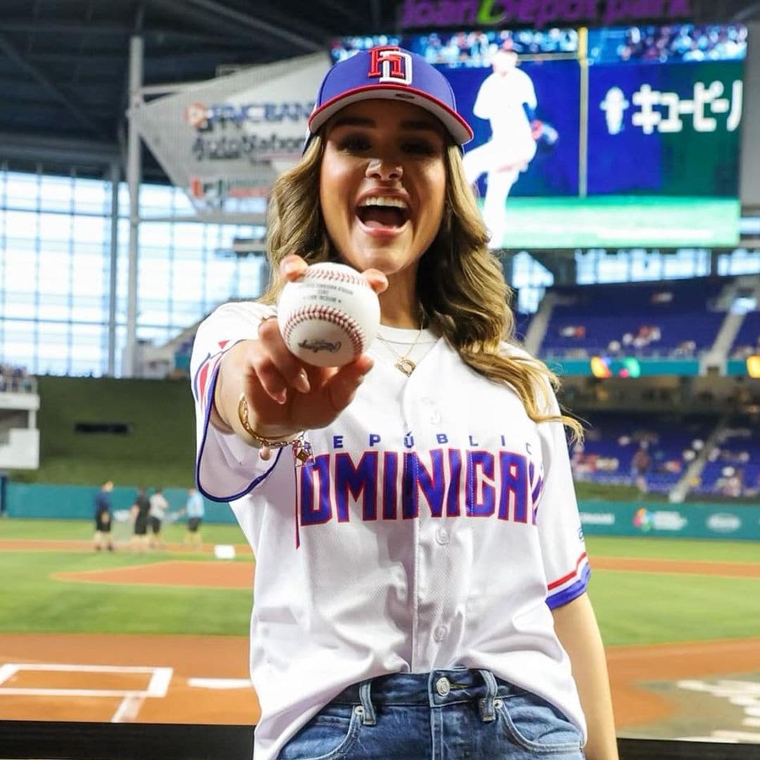 Clarissa Molina, orgullosa por lanzar la primera bola para apoyar a su país