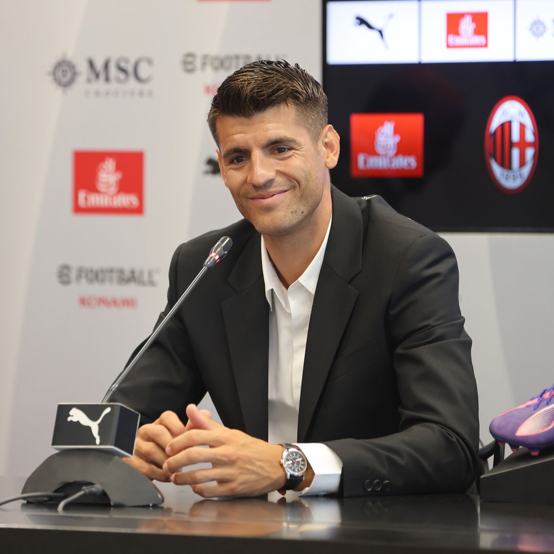 Álvaro Morata durante su presentación como nuevo delantero del Milan, 9 de agosto de 2024 en Milán