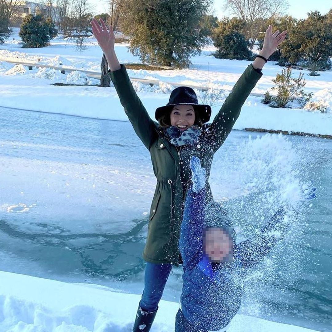 La nueva rutina de Helen Lindes y sus hijos tras el paso del temporal de nieve