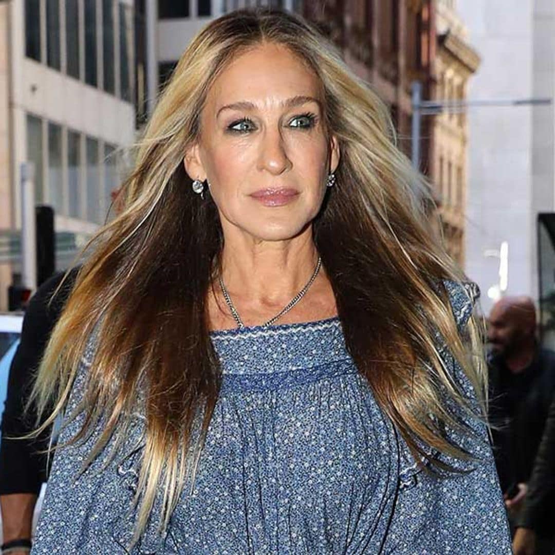 Merceditas VS botas 'slouchy': Sarah Jessica Parker y los dos zapatos cómodos más buscados del invierno