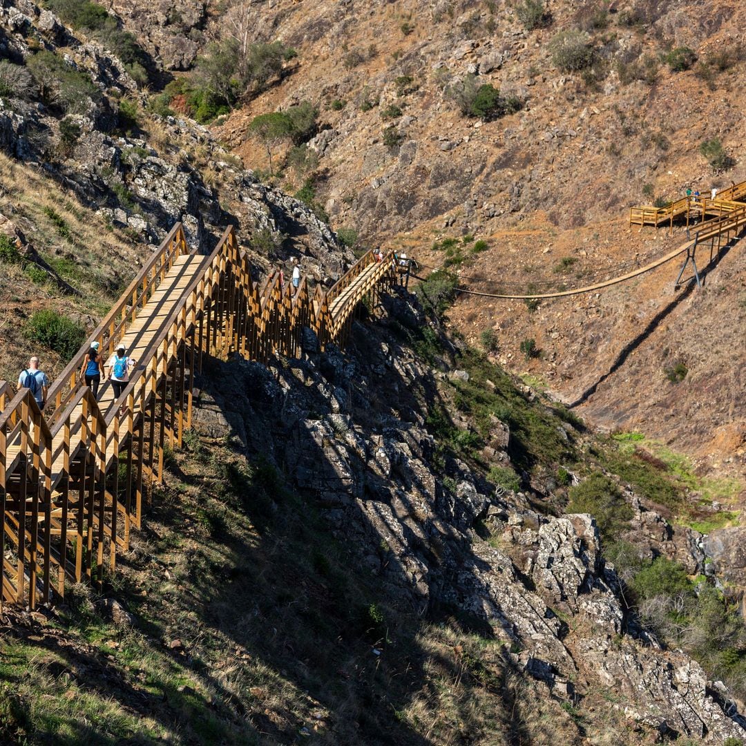 Pasarelas de Alferce, barranco do Demo, Algarve, Portugal