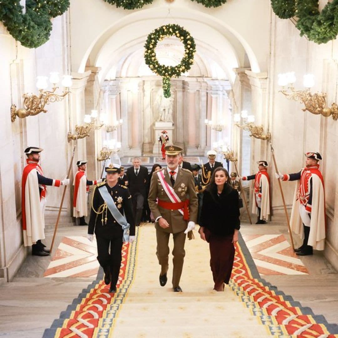 Los Reyes, junto con la princesa Leonor, presiden la Pascua Militar