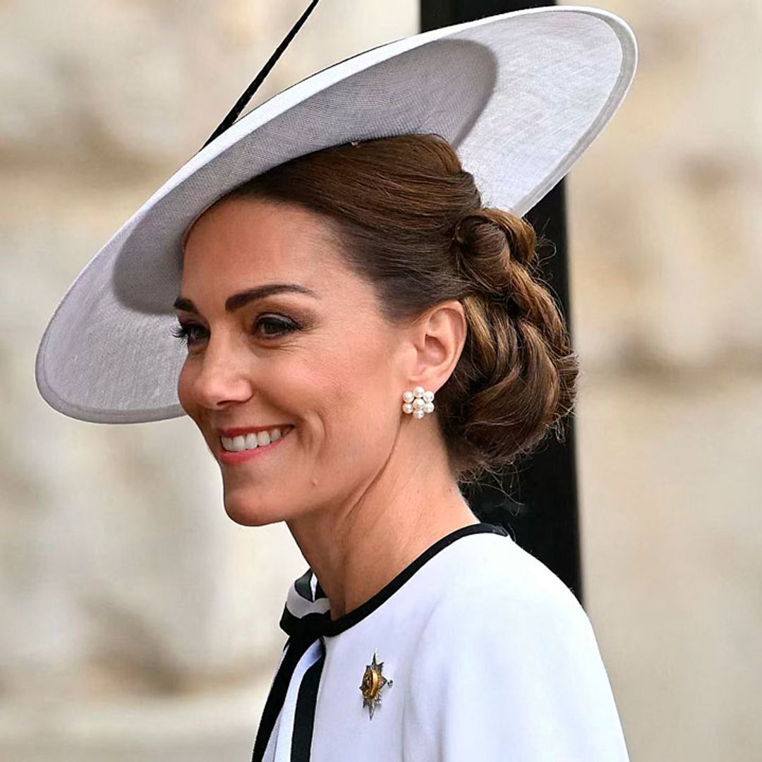 El esperanzador mensaje detrás del look bicolor que Kate Middleton ha lucido en el ‘Trooping the Colour’