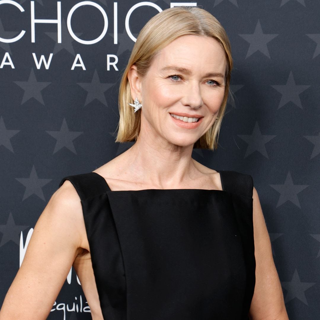 Naomi Watts habla en su libro sobre su menopausia precoz: 'Qué absurdo que algo tan común sea tan tabú'