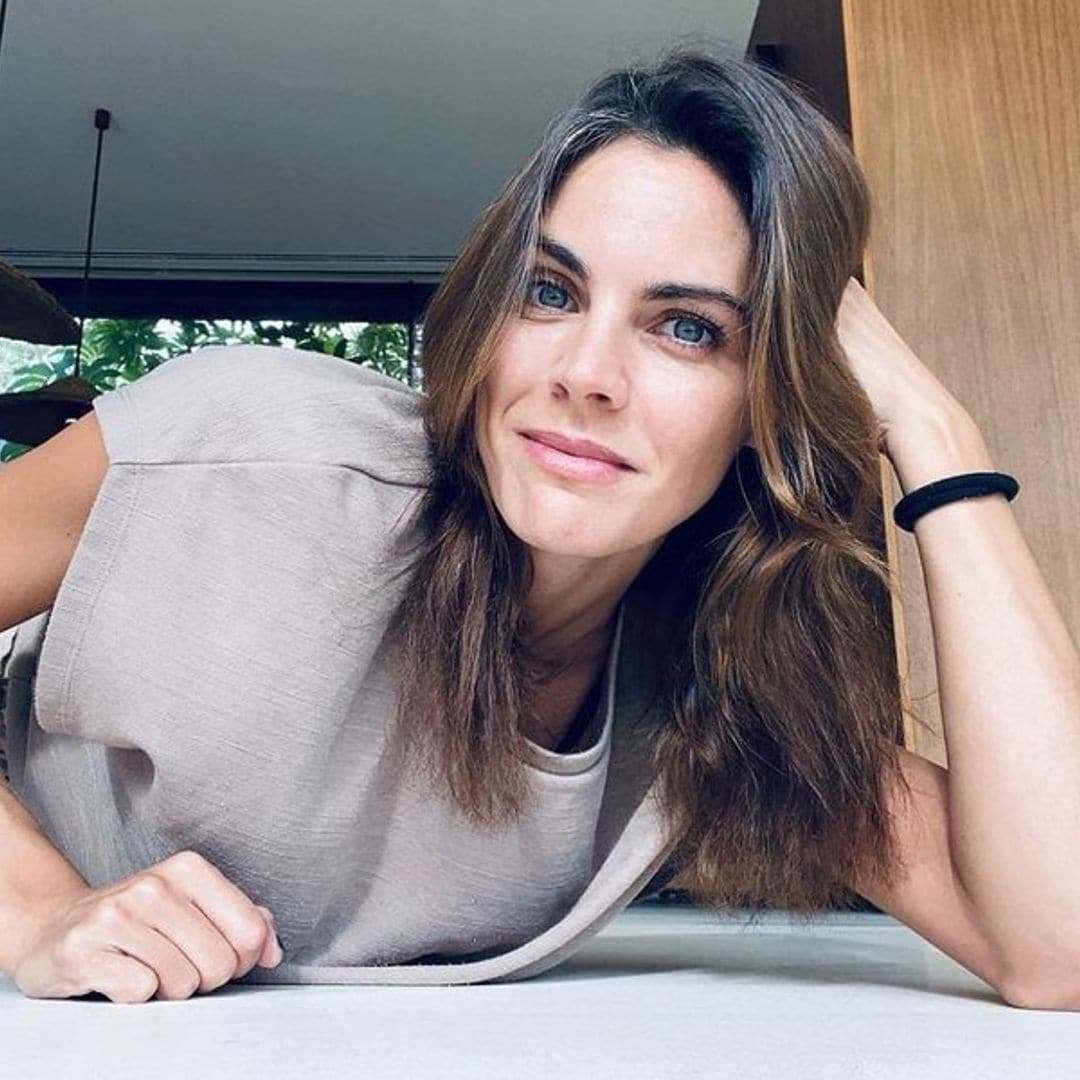 Toda una mini 'influencer': Amaia Salamanca rescata un divertido recuerdo de su infancia