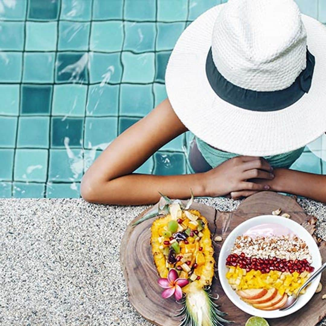 Qué picar en la playa y la piscina para que no se hinche el abdomen